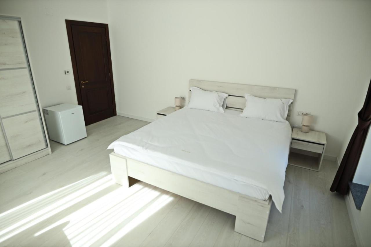 Casa Vys Apartment Pitesti Exterior photo