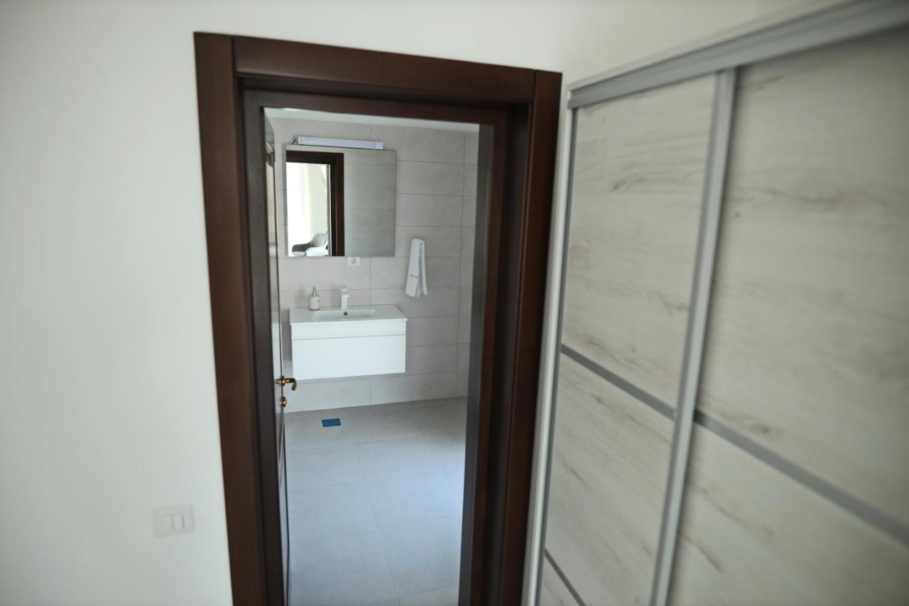 Casa Vys Apartment Pitesti Exterior photo