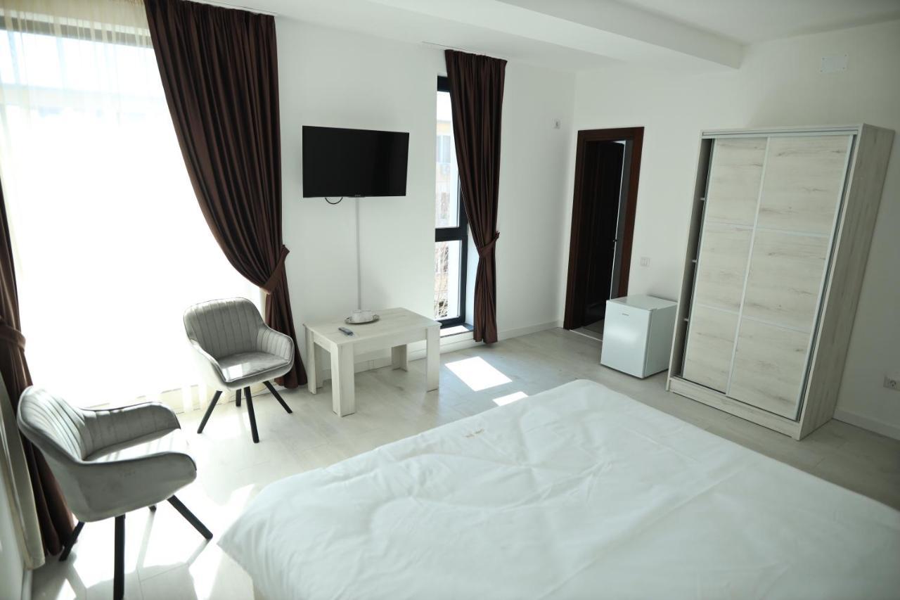 Casa Vys Apartment Pitesti Exterior photo