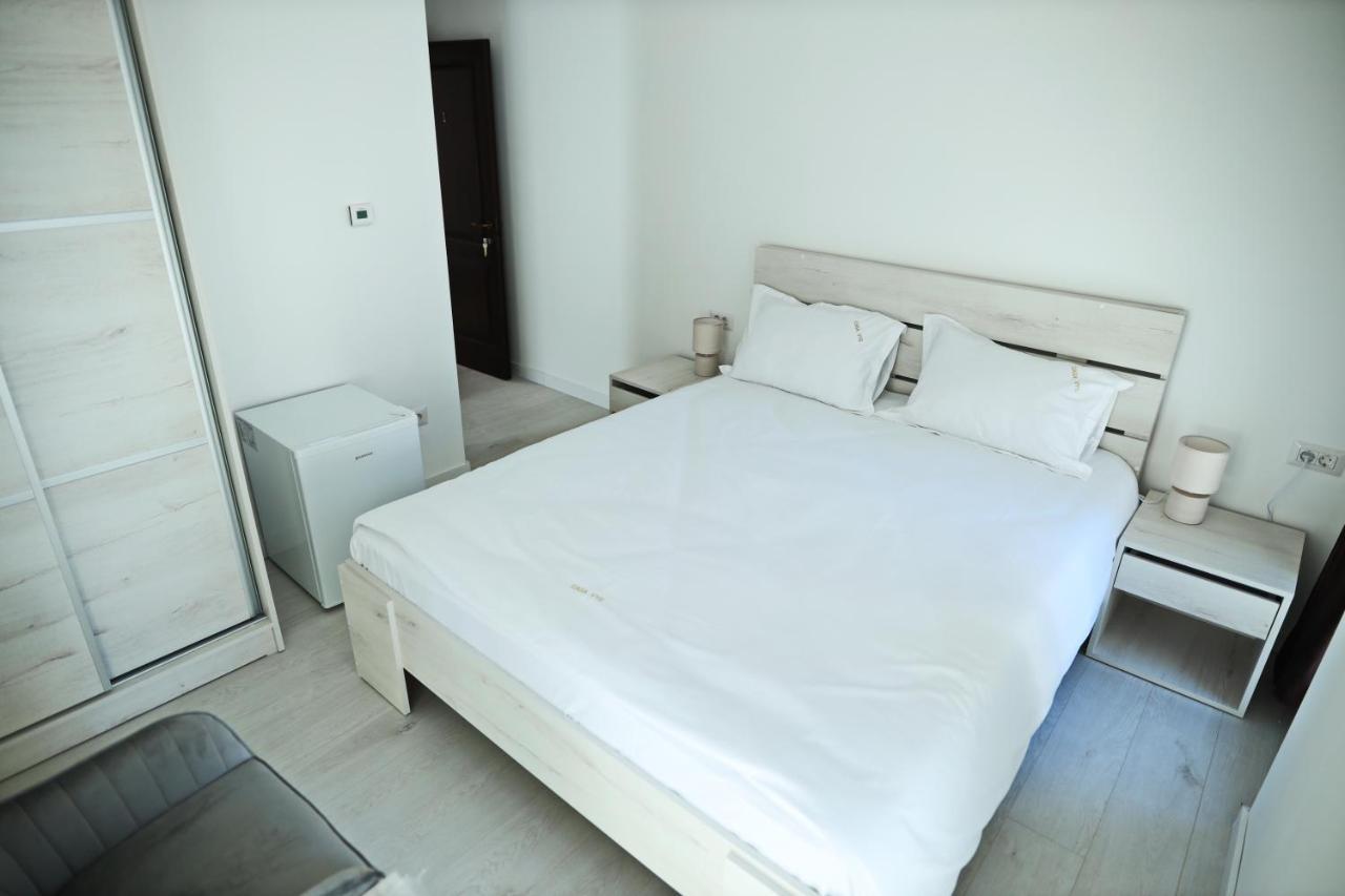 Casa Vys Apartment Pitesti Exterior photo