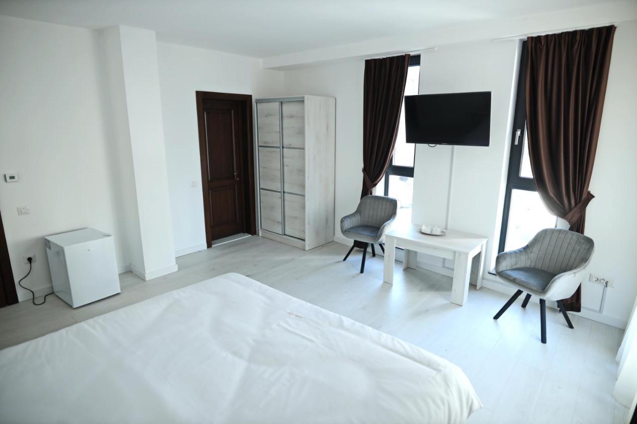 Casa Vys Apartment Pitesti Exterior photo