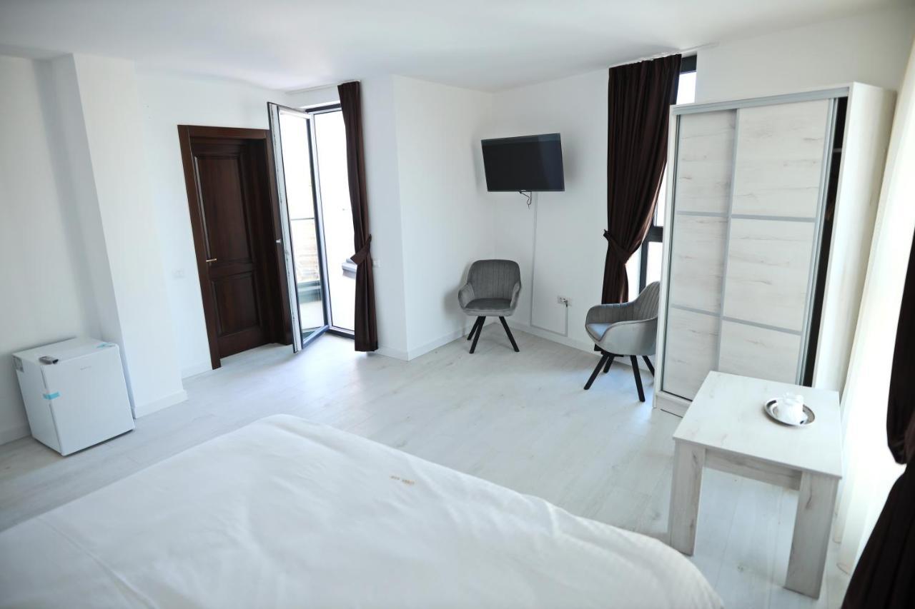 Casa Vys Apartment Pitesti Exterior photo